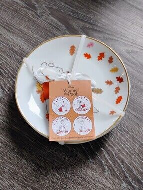 Disney's Winnie The Pooh Appetizer Plates